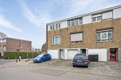 De Gasperistraat 18